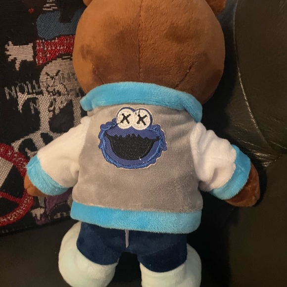 Kanye West Golden State Warriors plush bear - Picture 5 of 8
